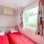 Zecamping 3 Etoiles Animaux Acceptes Avec Piscine Chauffee A 3*