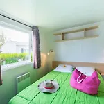Zecamping 3 Etoiles Animaux Acceptes Avec Piscine Chauffee A Kemping 3*