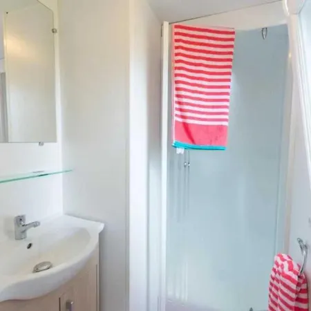 Campingplatz 3 Etoiles - Piscine - Eecbb0 *