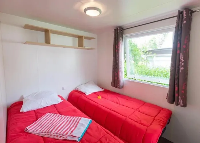 Zecamping 3 Animaux Acceptes Avec Piscine Chauffee A Guerande Campingplads