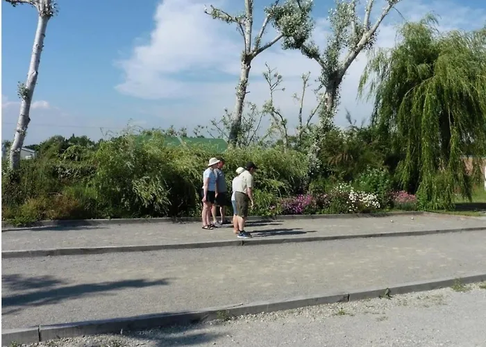 Campingplads Zecamping 3 Animaux Acceptes Avec Piscine Chauffee A Guerande 3*