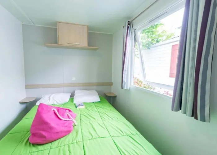 Zecamping 3 Animaux Acceptes Avec Piscine Chauffee A Guerande Campingplads Guérande