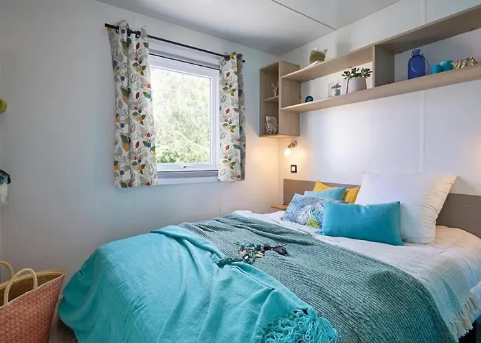 3 Etoiles - Piscine - Eecbb0